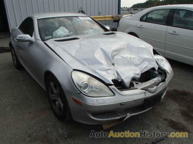 2006 MERCEDES-BENZ SLK280, WDBWK54F76F106370