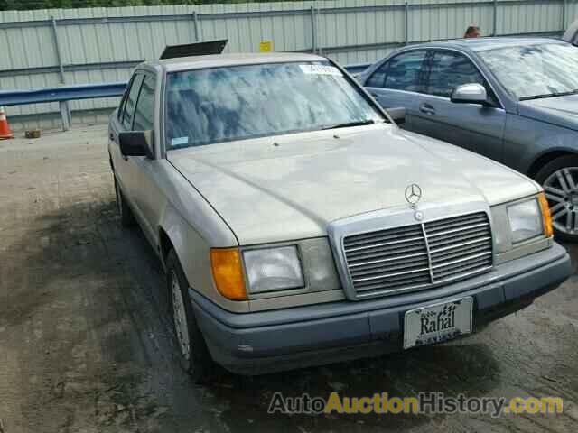 1988 MERCEDES-BENZ 260E, WDBEA26D9JA662694