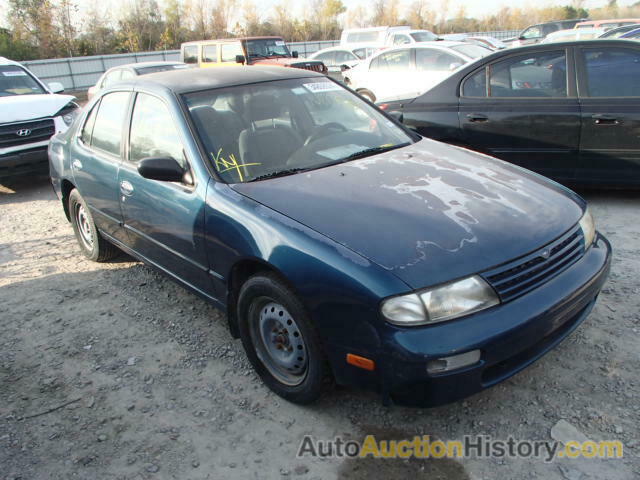 1996 NISSAN ALTIMA XE/, 1N4BU31D7TC128616