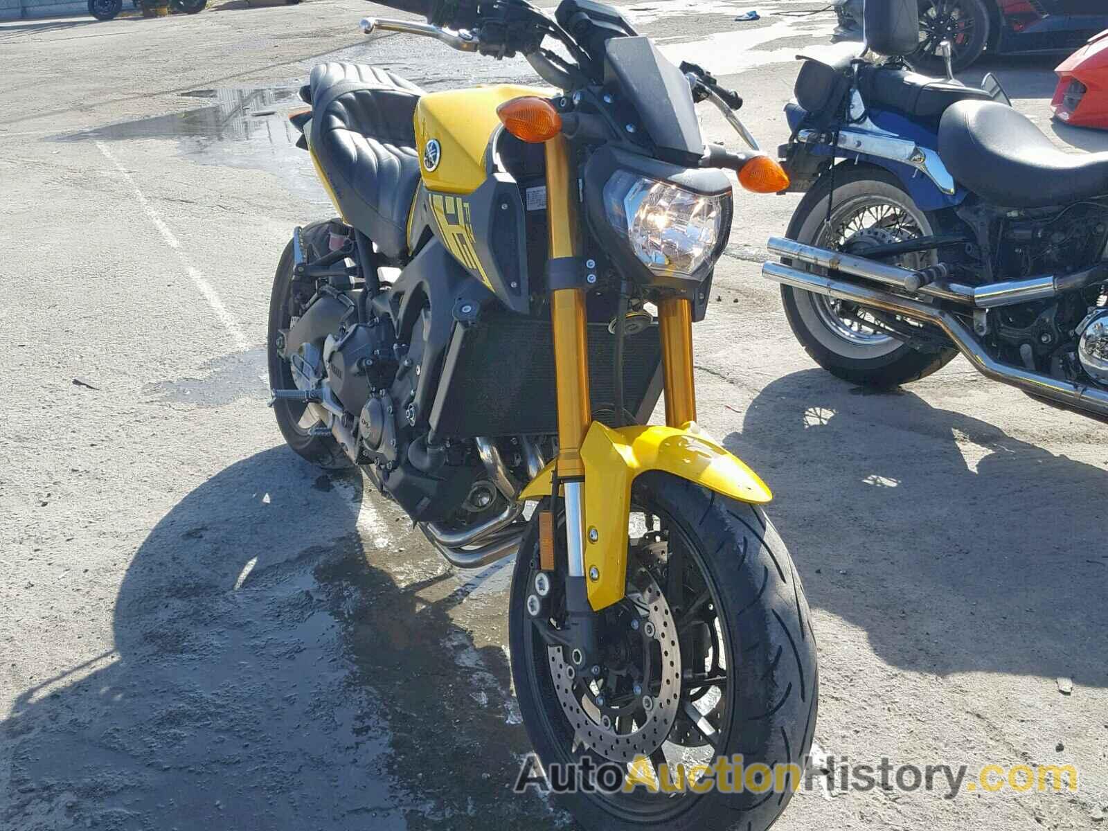 2015 YAMAHA FZ09 C, JYARN33Y5FA001932