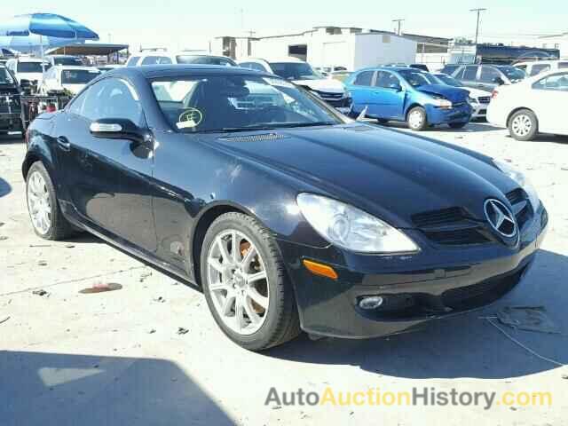 2005 MERCEDES-BENZ SLK350, WDBWK56F15F054830