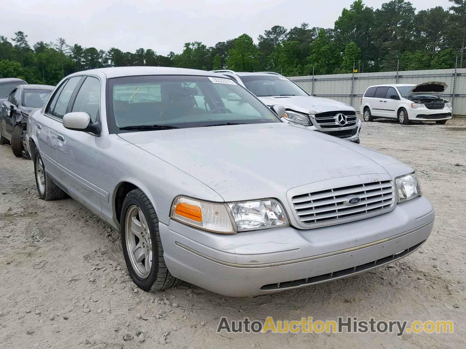 2001 FORD CROWN VICTORIA LX, 2FAFP74W61X194216