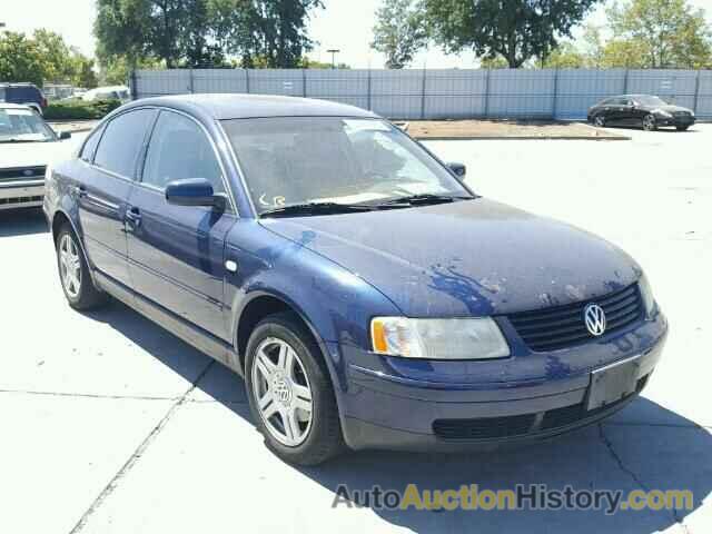 2000 VOLKSWAGEN PASSAT GLX, WVWPD23B3YE231520