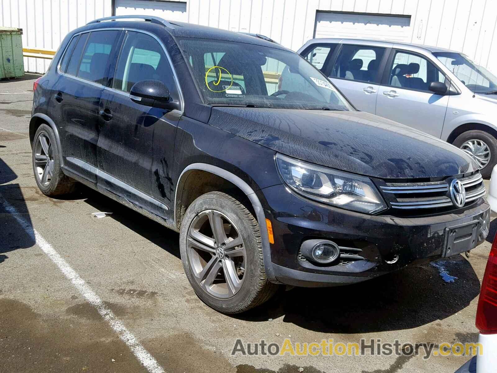 2017 VOLKSWAGEN TIGUAN SPORT, WVGTV7AX4HK015969