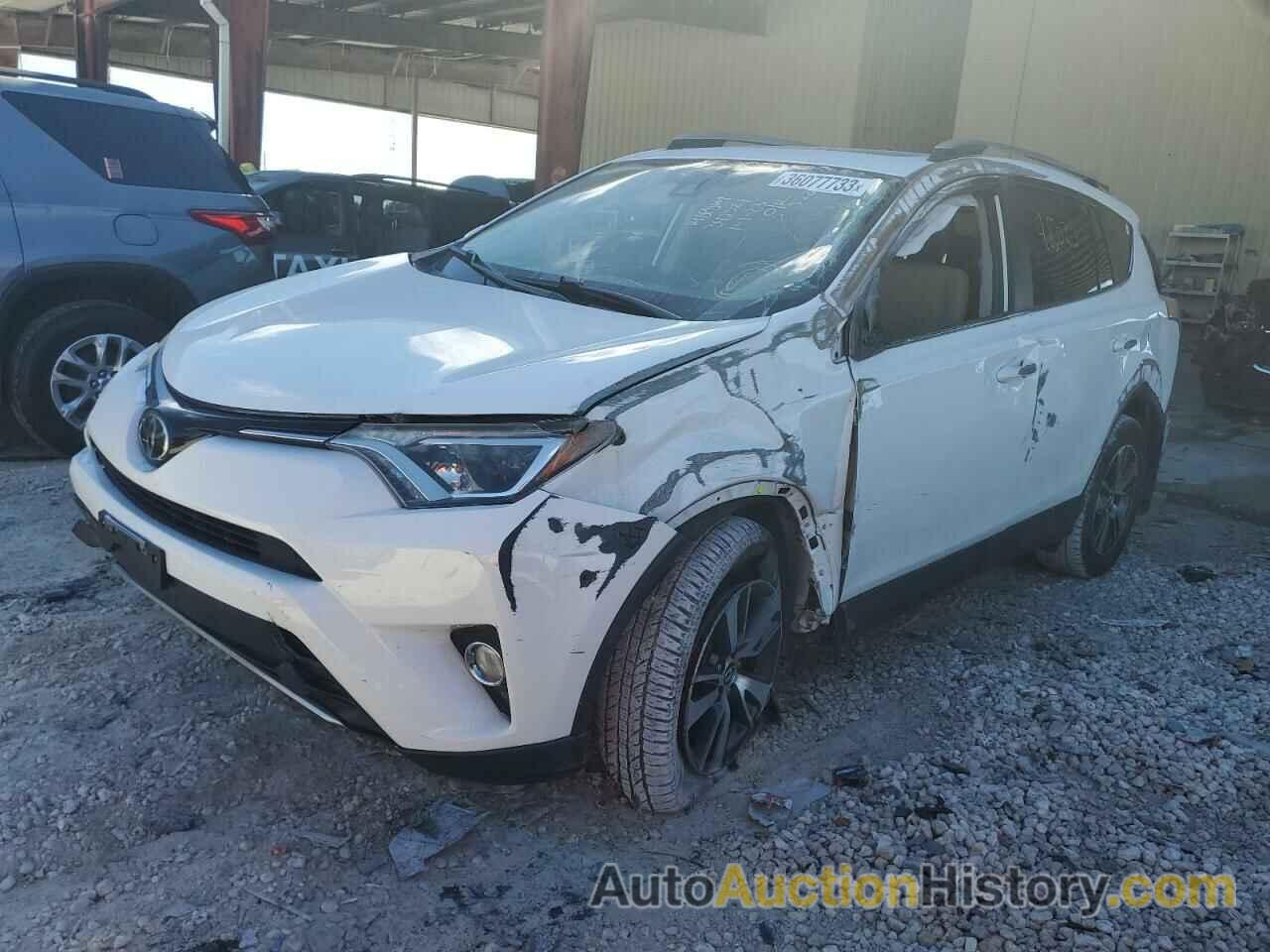 2017 TOYOTA RAV4 XLE, JTMWFREV6HJ705280