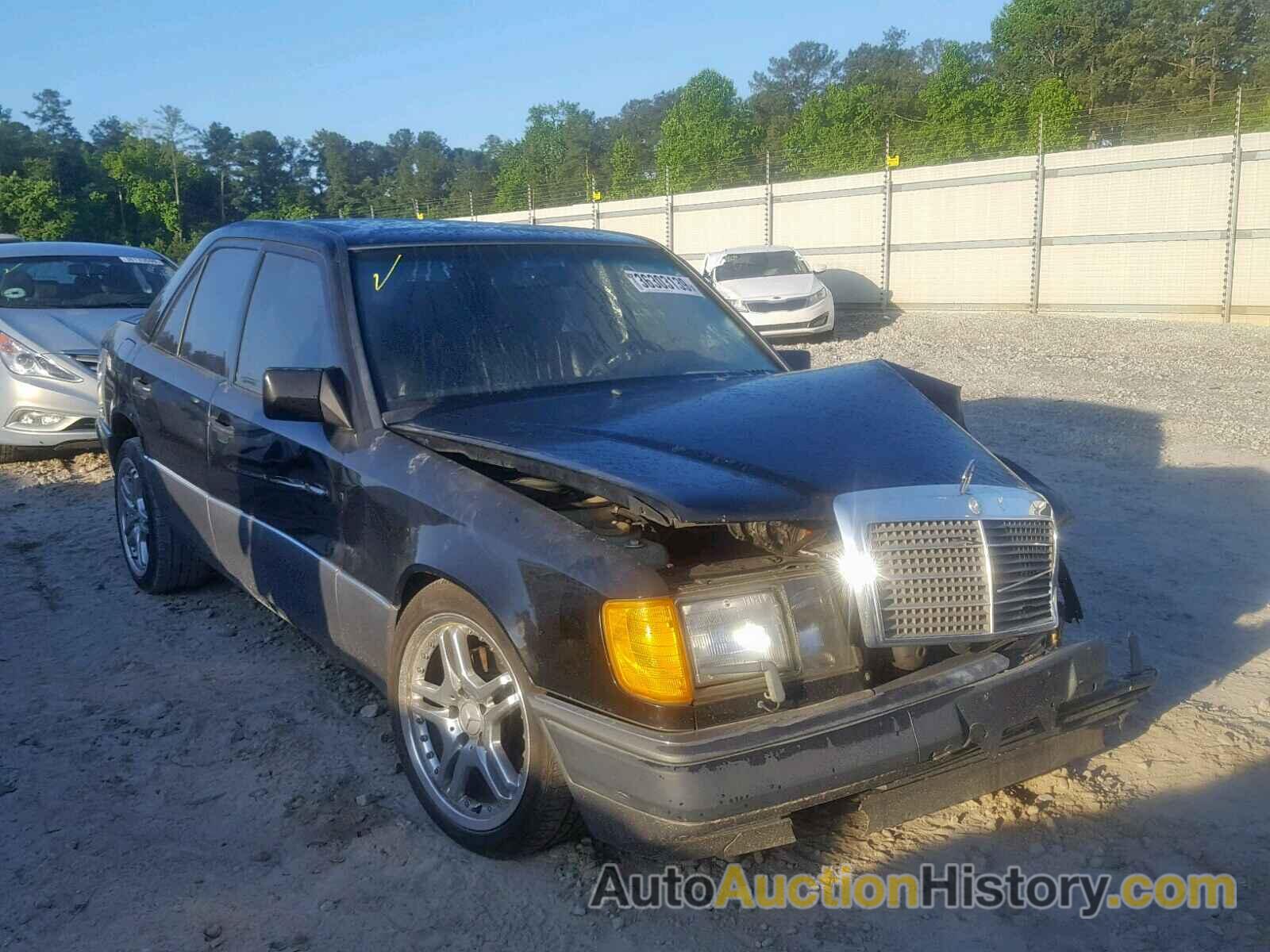 1990 MERCEDES-BENZ 300 E 2.6, WDBEA26D8LB166833