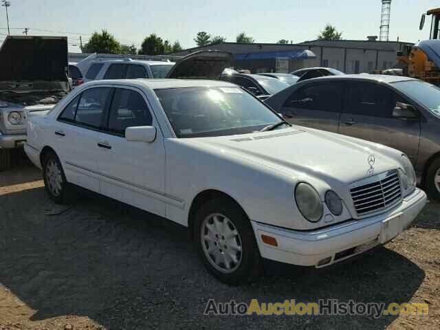 1998 MERCEDES-BENZ E300TD, WDBJF25F7WA618980