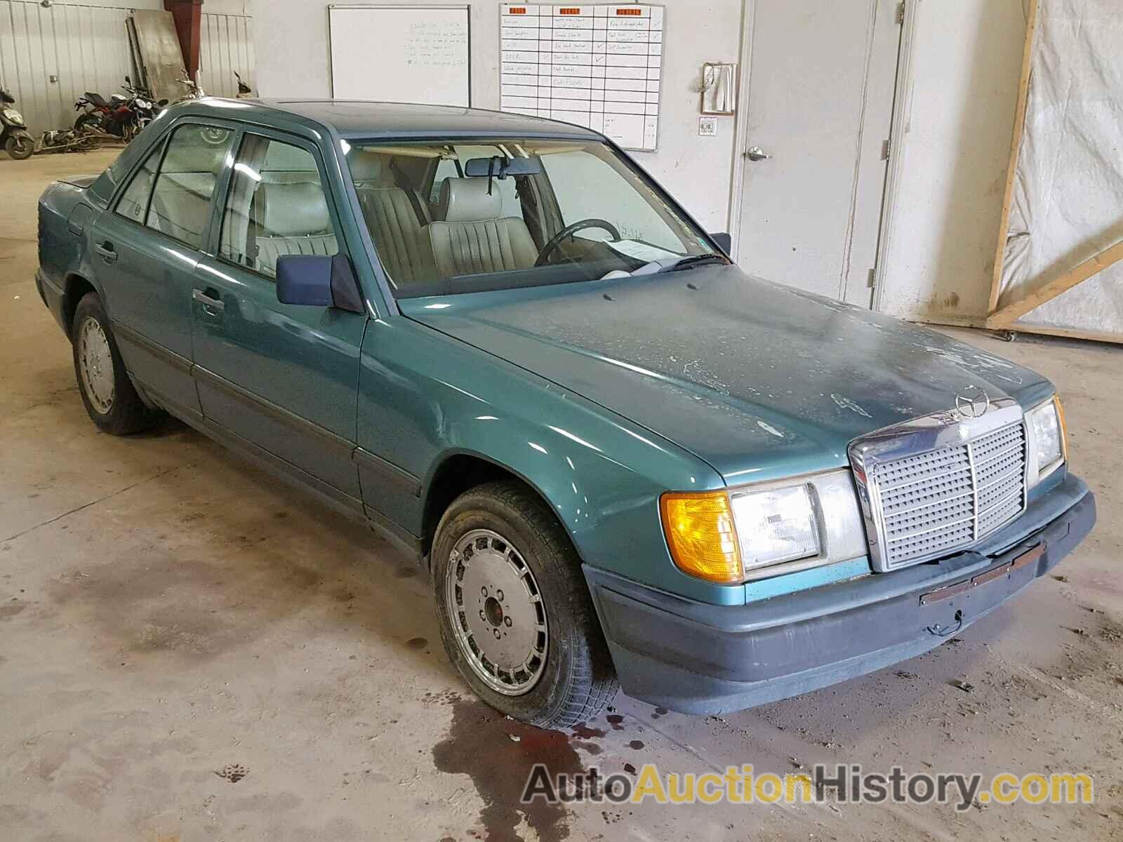 1989 MERCEDES-BENZ 260 E, WDBEA26DXKB038673