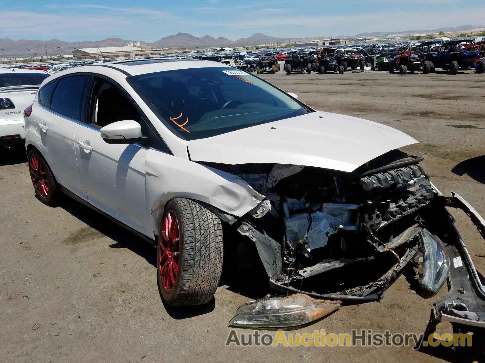 2015 FORD FOCUS TITANIUM, 1FADP3N22FL306526