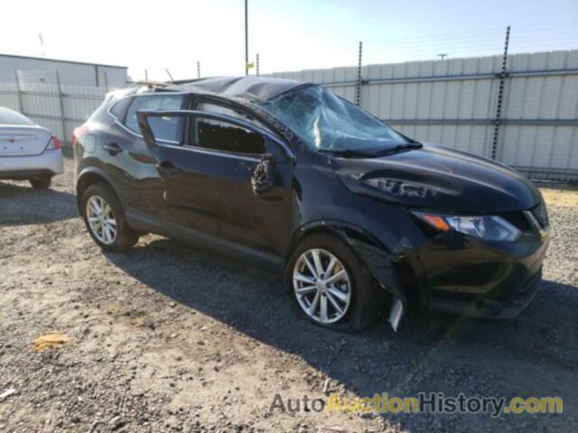 NISSAN ROGUE S, JN1BJ1CP9JW184571