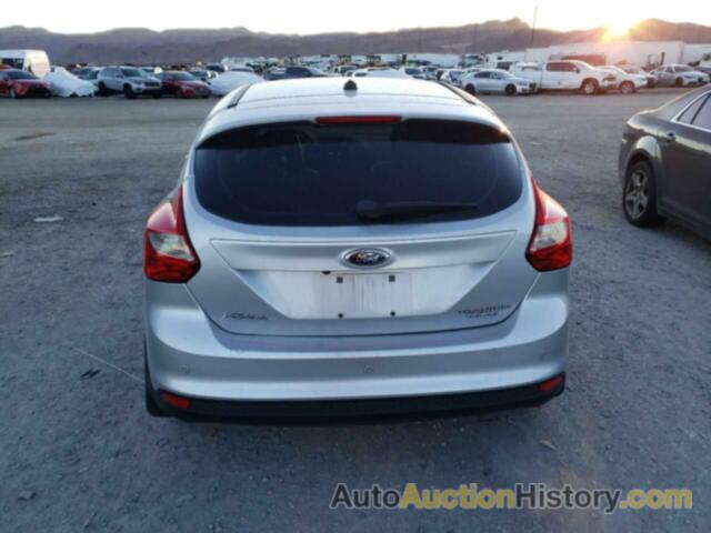 FORD FOCUS TITANIUM, 1FADP3N22EL276636