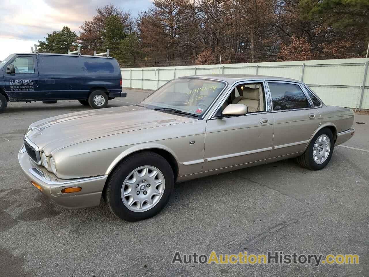 JAGUAR XJ8, SAJHX1042XC855543