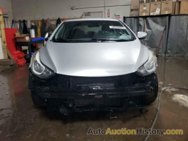 HYUNDAI ELANTRA SE, KMHDH4AE2FU227912