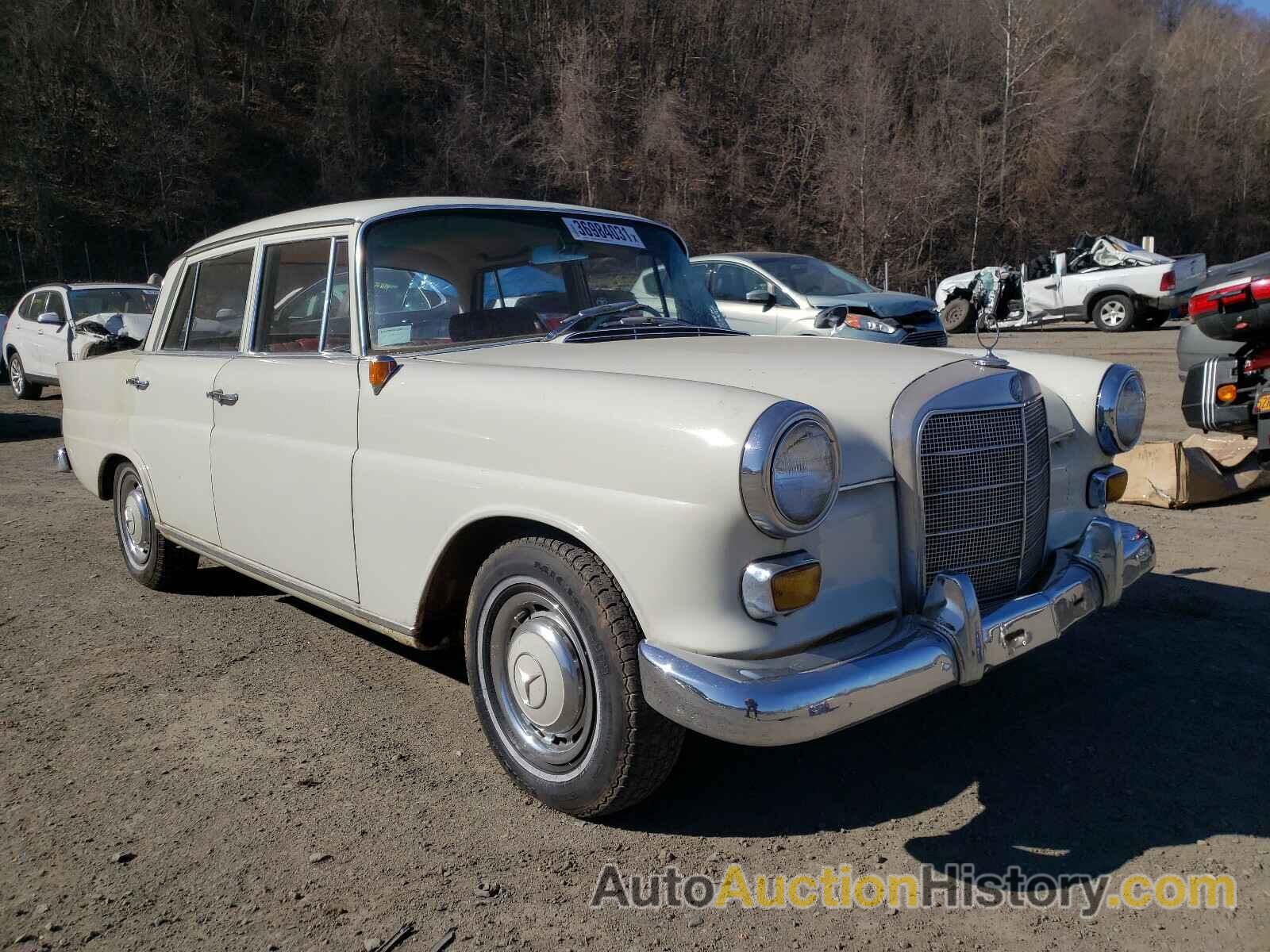 1963 MERCEDES-BENZ 190-CLASS, 190C058078