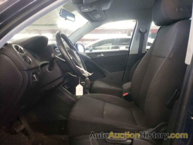 VOLKSWAGEN TIGUAN S, WVGAV7AX4DW557759