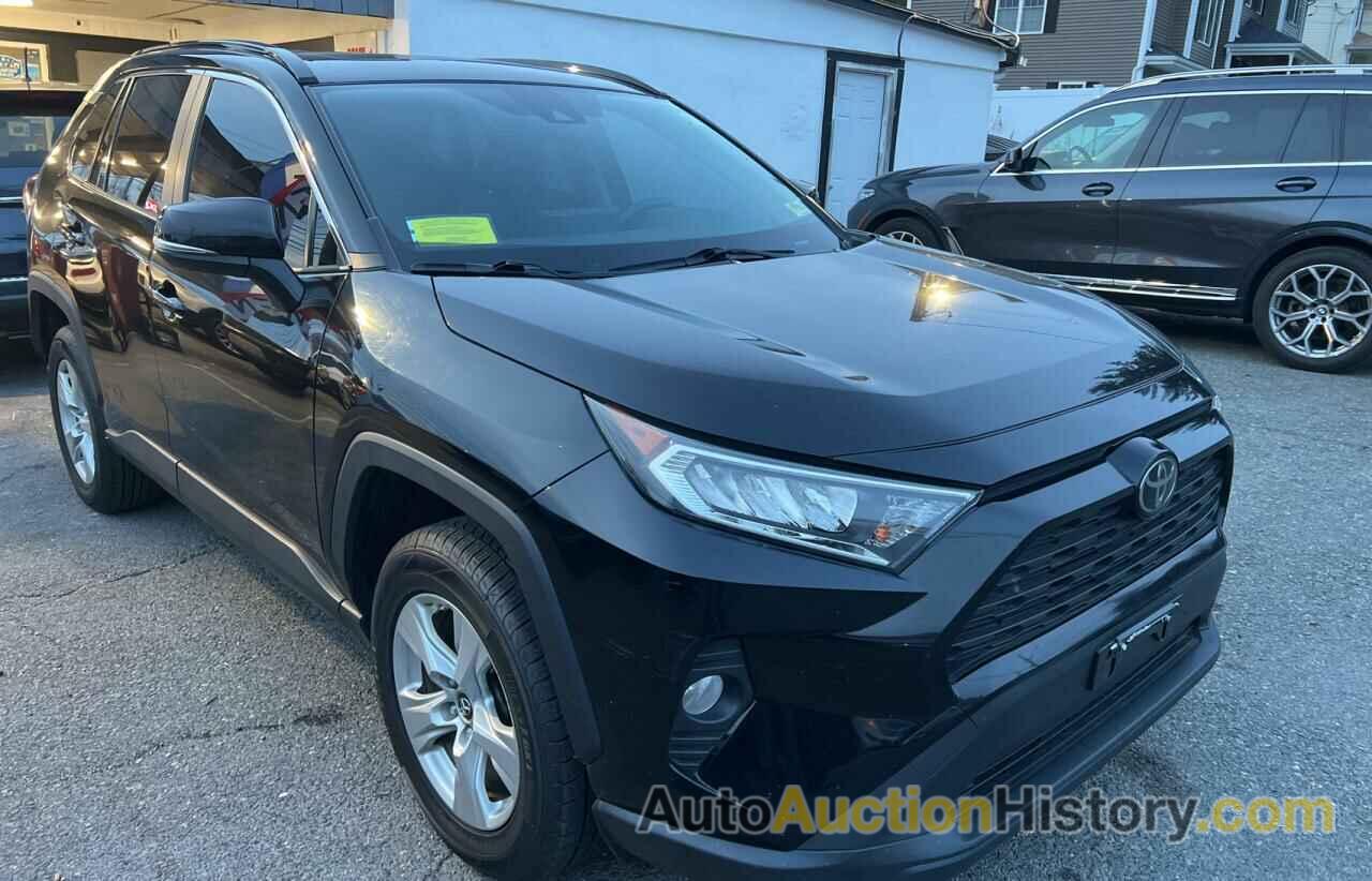 2019 TOYOTA RAV4 XLE, JTMP1RFV4KD005569