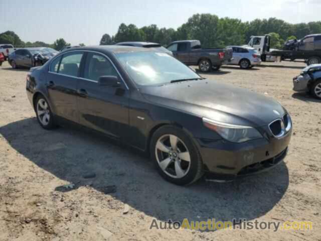 BMW 5 SERIES I, WBANE73526CM37283