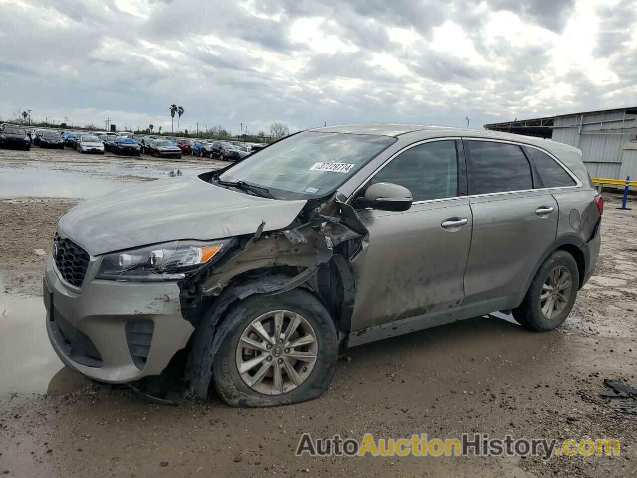 KIA SORENTO L, 5XYPG4A37KG529128