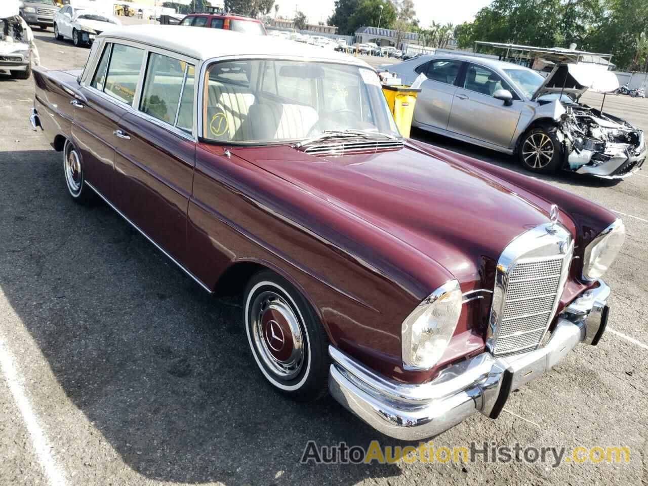 1967 MERCEDES-BENZ 230-CLASS, 11101012097905