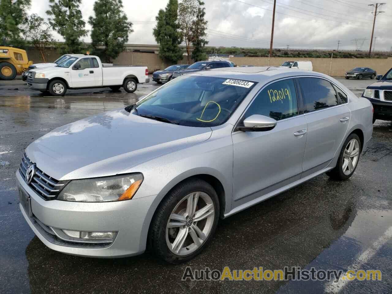 2012 VOLKSWAGEN PASSAT SEL, 1VWCM7A37CC092016