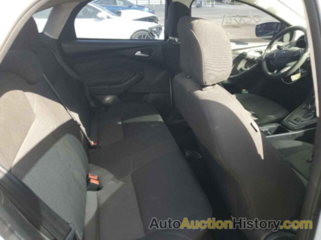 FORD FOCUS SE, 1FADP3F20HL330714