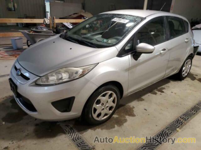 FORD FIESTA SE, 3FADP4EJ7CM215257