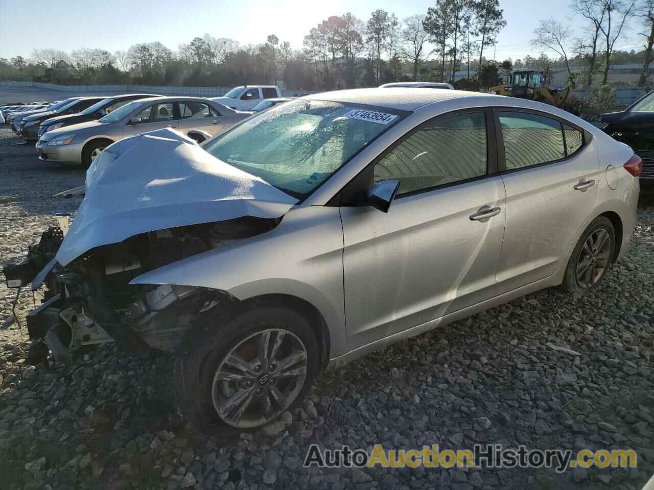 HYUNDAI ELANTRA SEL, 5NPD84LF3JH328745