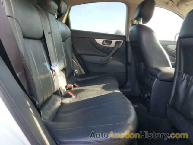 INFINITI QX70, JN8CS1MW8EM411226