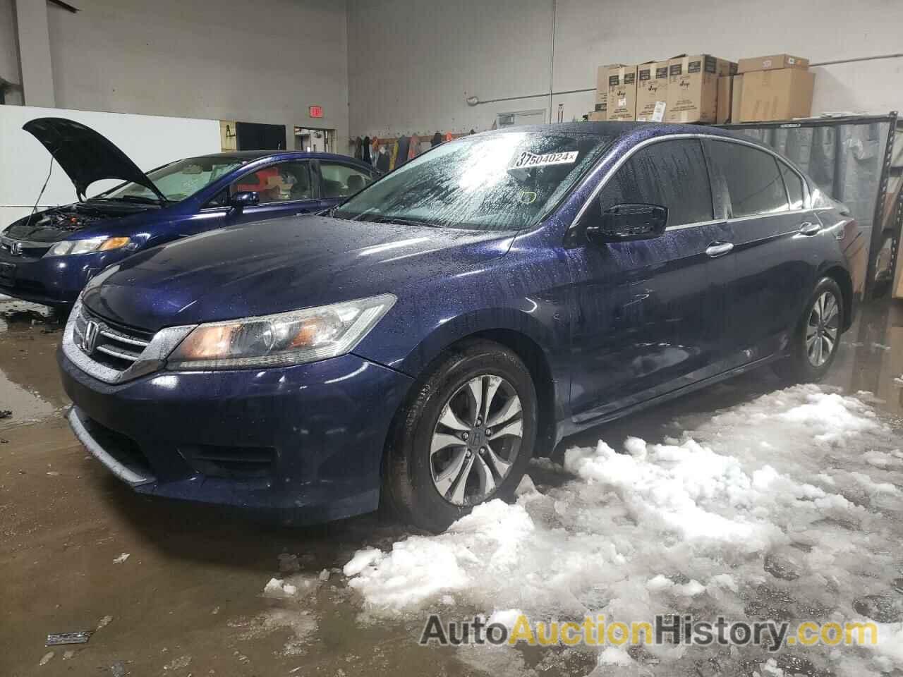 HONDA ACCORD LX, 1HGCR2F34DA110423