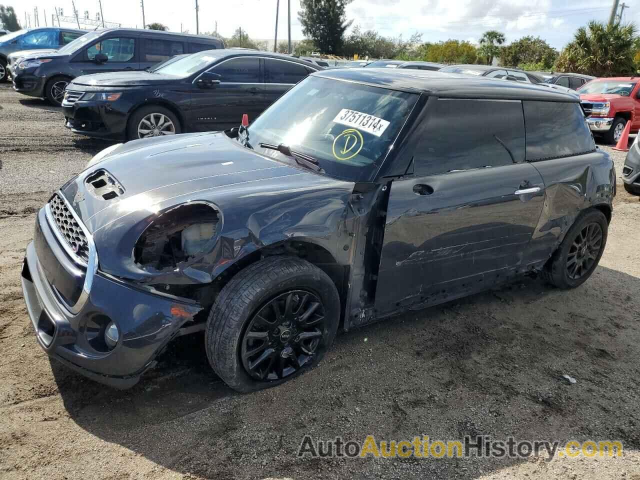 MINI COOPER S, WMWXP7C5XJ3B95177