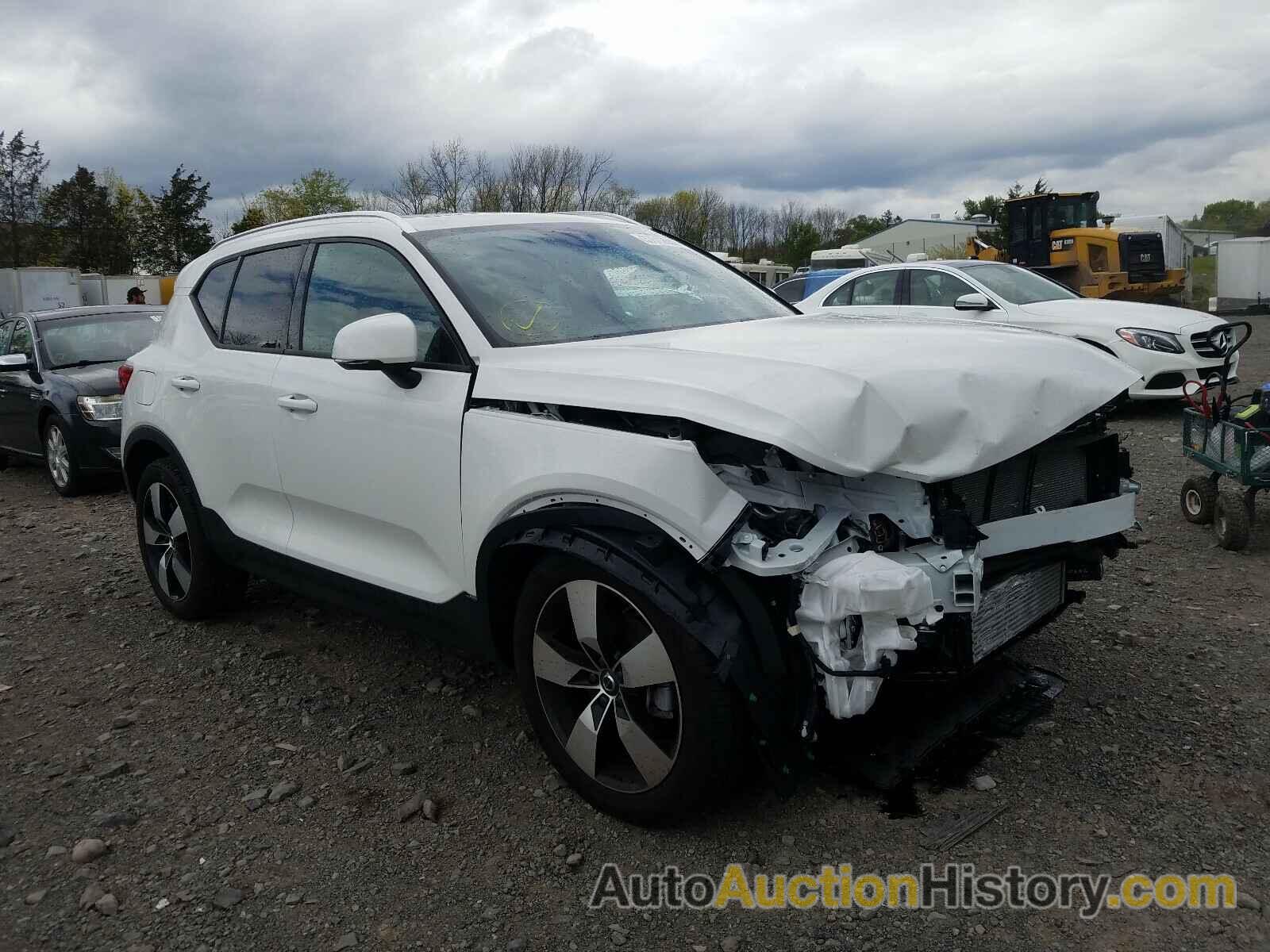 2020 VOLVO XC40 T5 MO T5 MOMENTUM, YV4162UK6L2228665