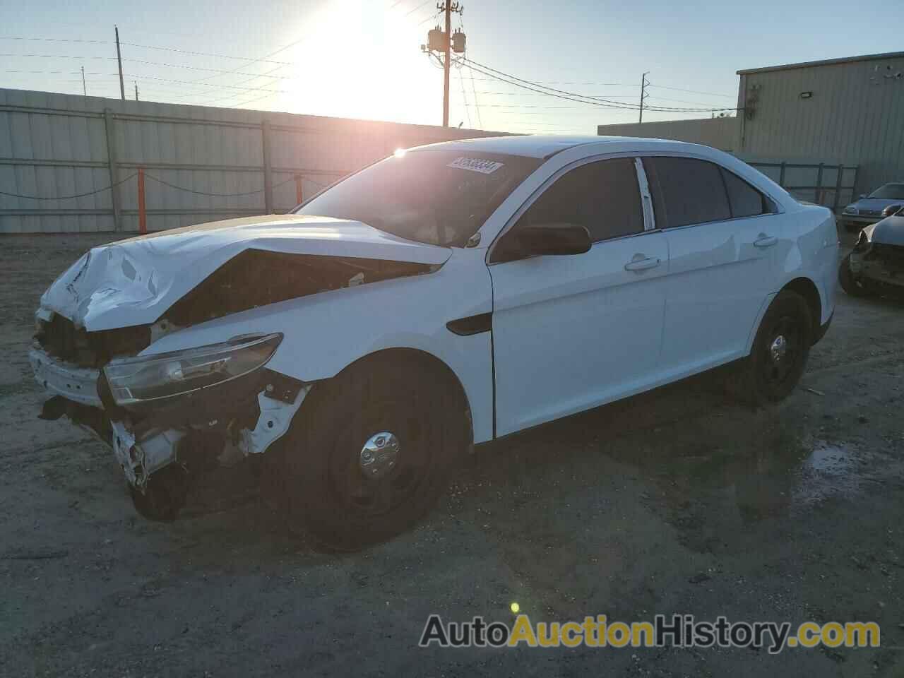 FORD TAURUS POLICE INTERCEPTOR, 1FAHP2L82EG185801