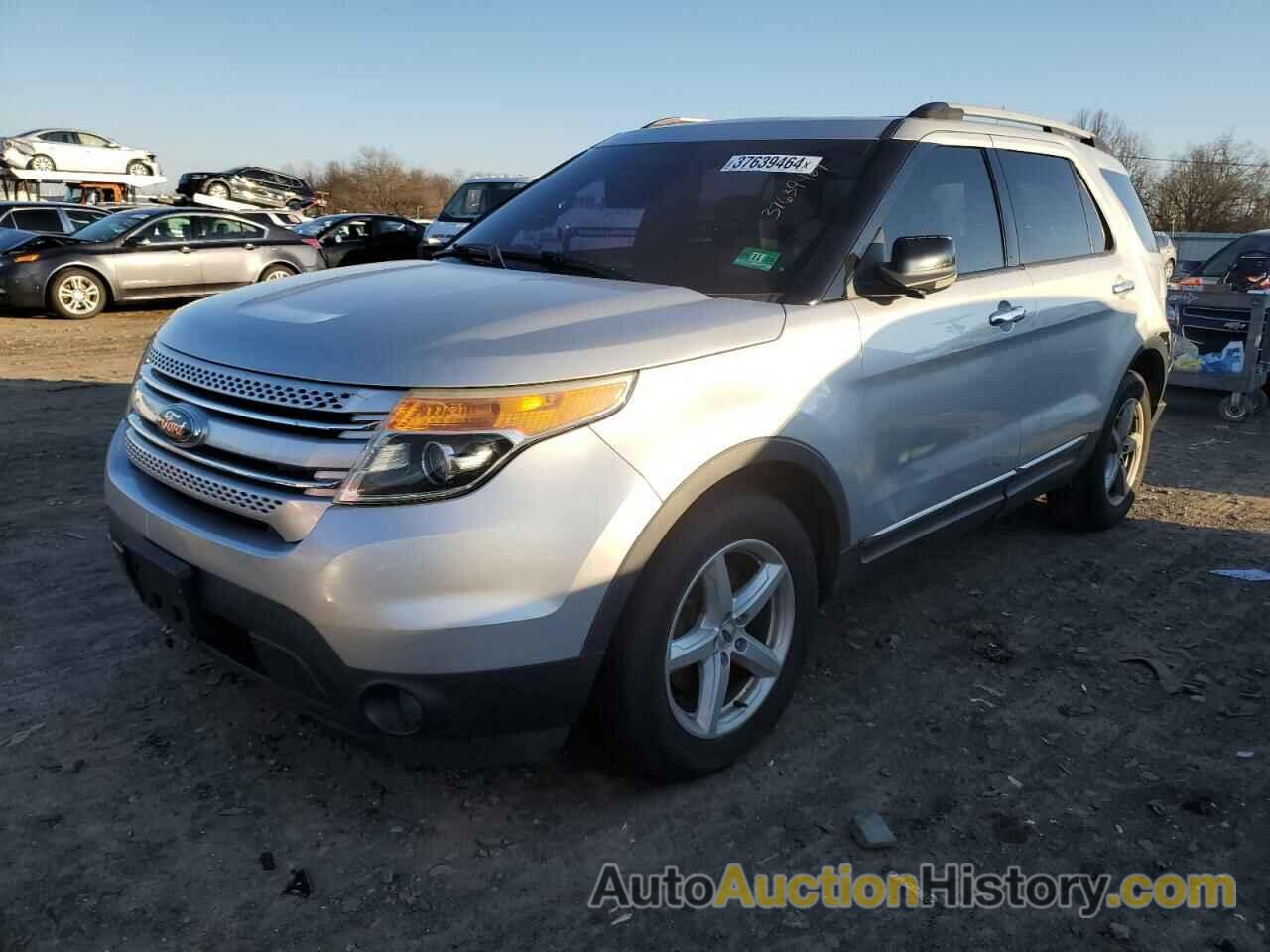 FORD EXPLORER XLT, 1FMHK8D85BGA70773