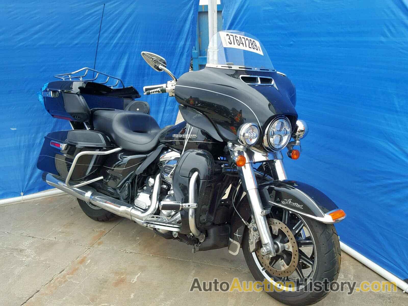 2017 HARLEY-DAVIDSON FLHTK ULTRA LIMITED, 1HD1KED11HB620143