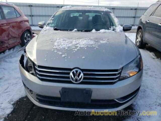 VOLKSWAGEN PASSAT S, 1VWAT7A3XEC047696