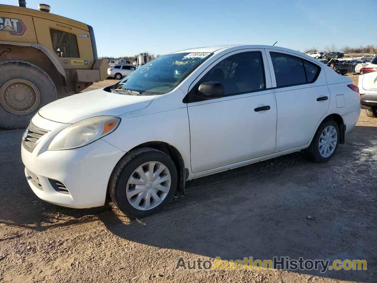 NISSAN VERSA S, 3N1CN7AP8DL820308