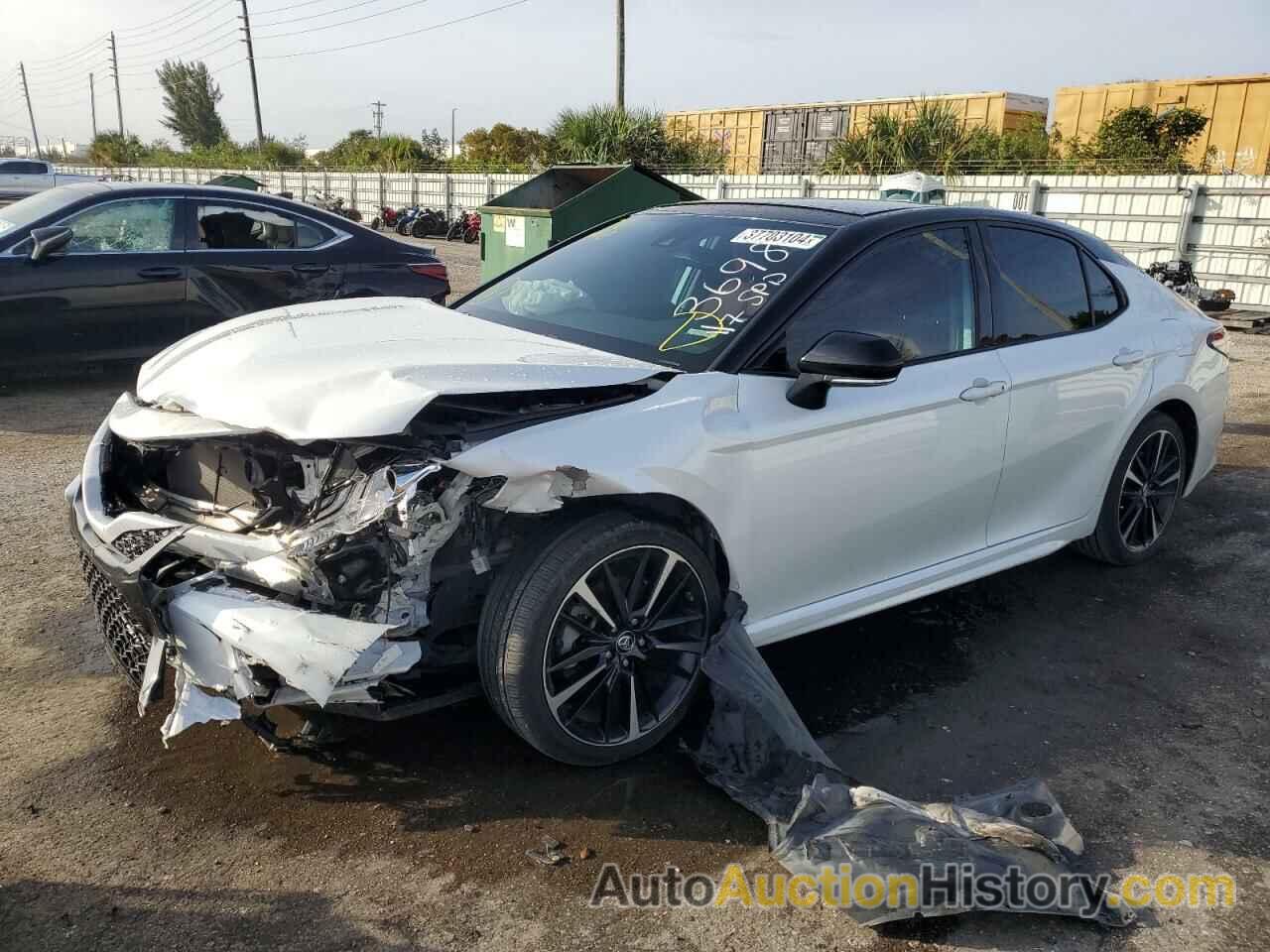 TOYOTA CAMRY XSE, 4T1B61HK0KU253698