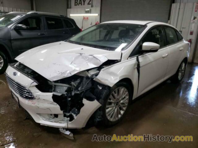 FORD FOCUS TITANIUM, 1FADP3J28JL232561