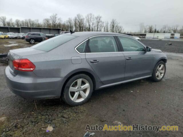 VOLKSWAGEN PASSAT S, 1VWAT7A32FC123087