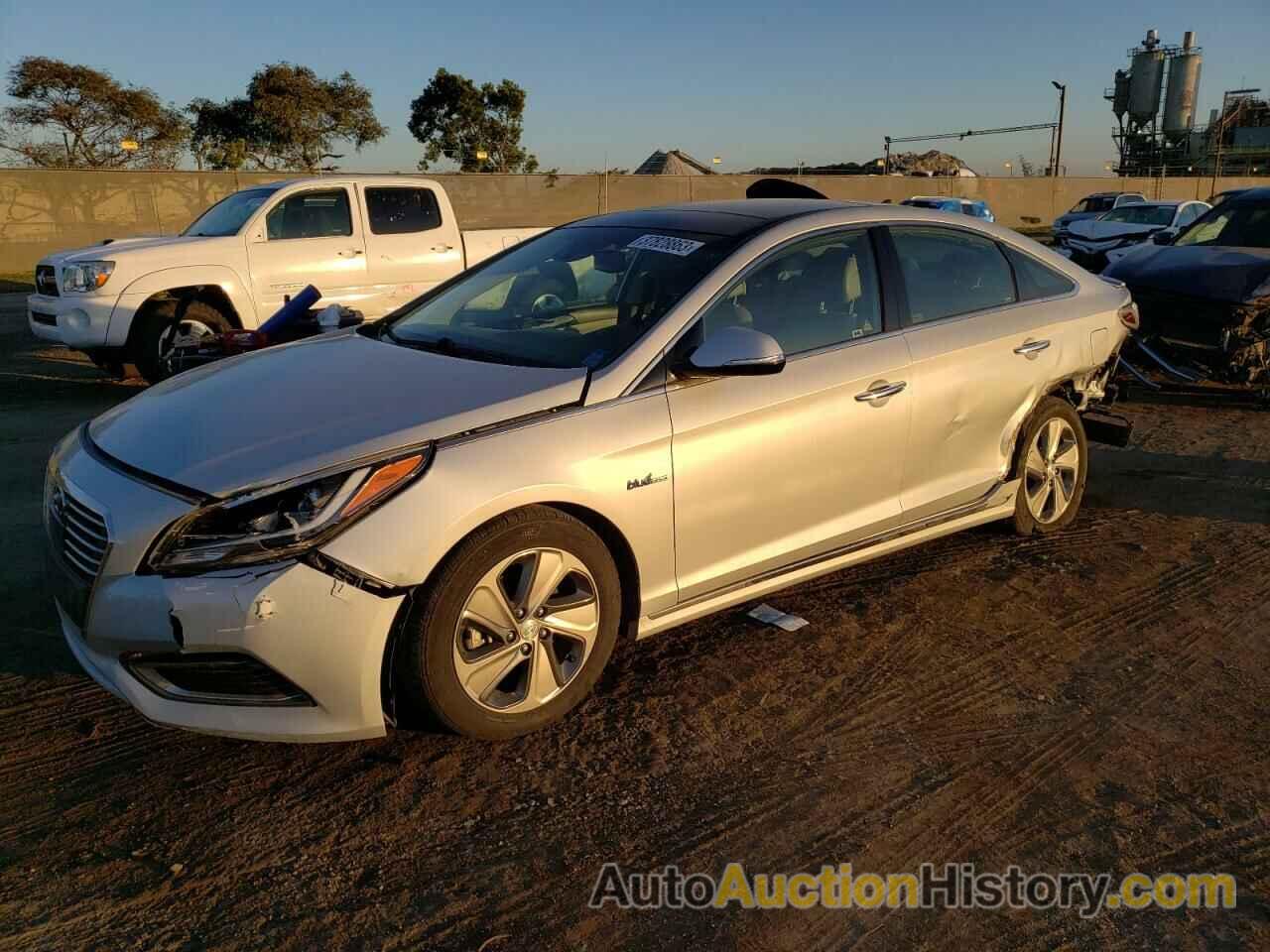 2017 HYUNDAI SONATA HYBRID, KMHE34L36HA062353