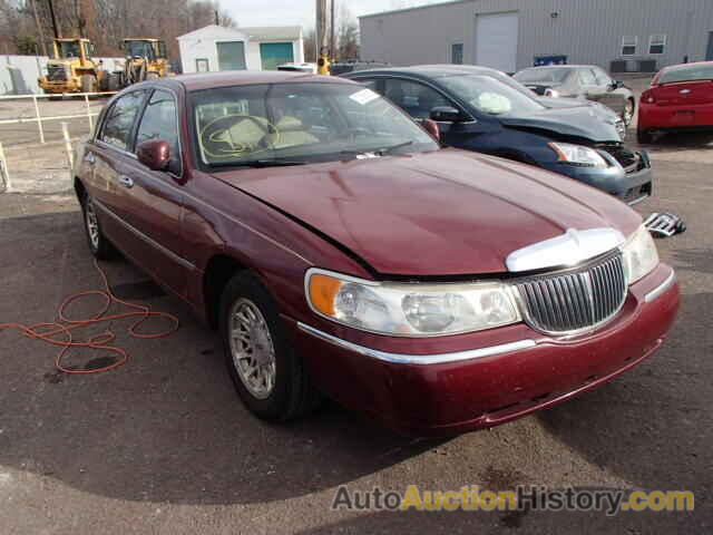 1998 LINCOLN TOWN CAR S, 1LNFM82W5WY698836