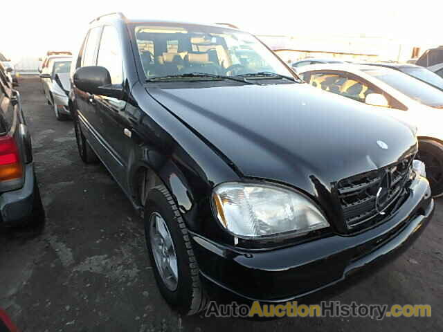 1999 MERCEDES-BENZ ML320, 4JGAB54E9XA136046