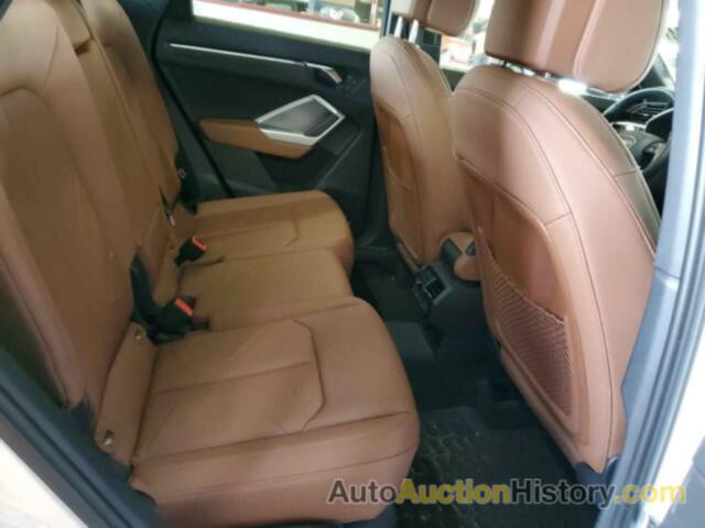 AUDI Q3 PREMIUM, WA1AECF38L1102714