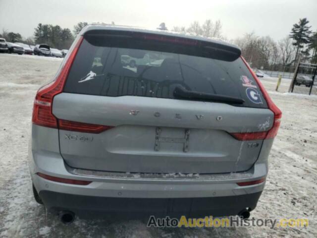 VOLVO XC60 T5 MOMENTUM, YV4102RK4J1025402