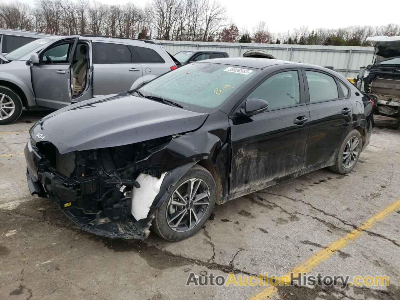 KIA FORTE FE, 3KPF24AD2NE425683