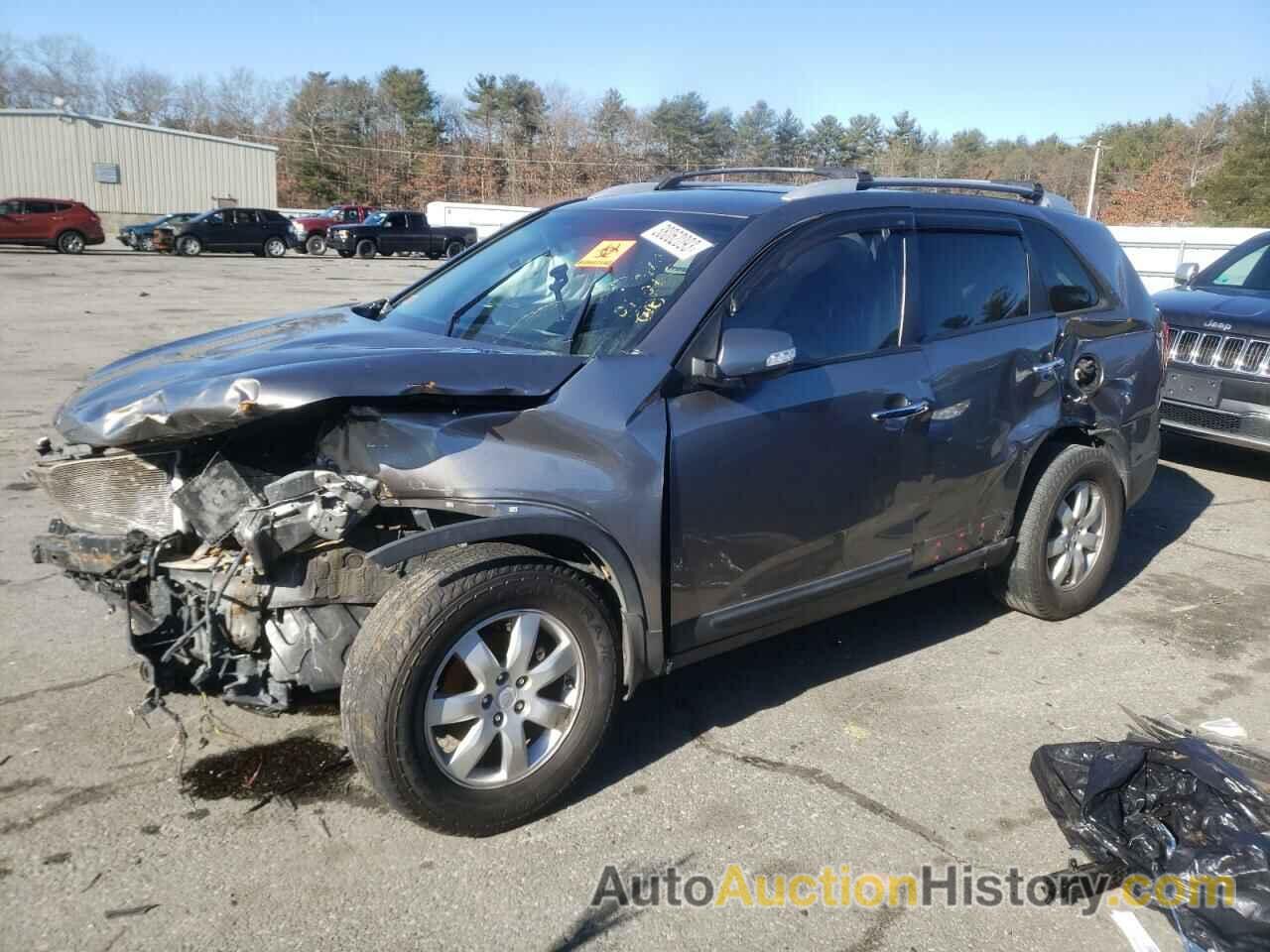 2011 KIA SORENTO BASE, 5XYKT4A19BG184432