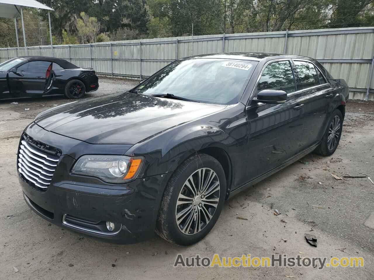 CHRYSLER 300 S, 2C3CCAJT7CH141350