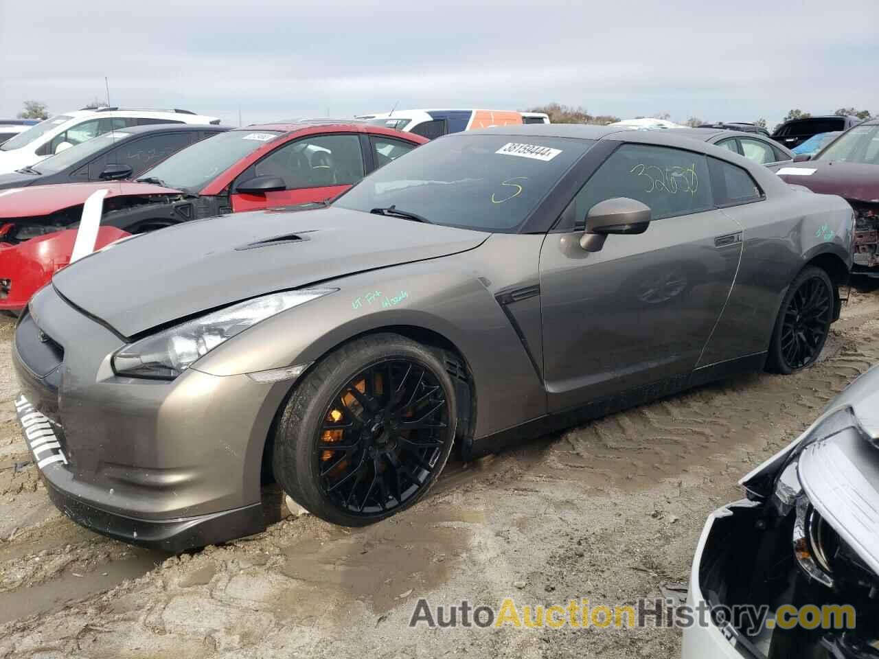 NISSAN GTR BASE, JN1AR54F49M252770