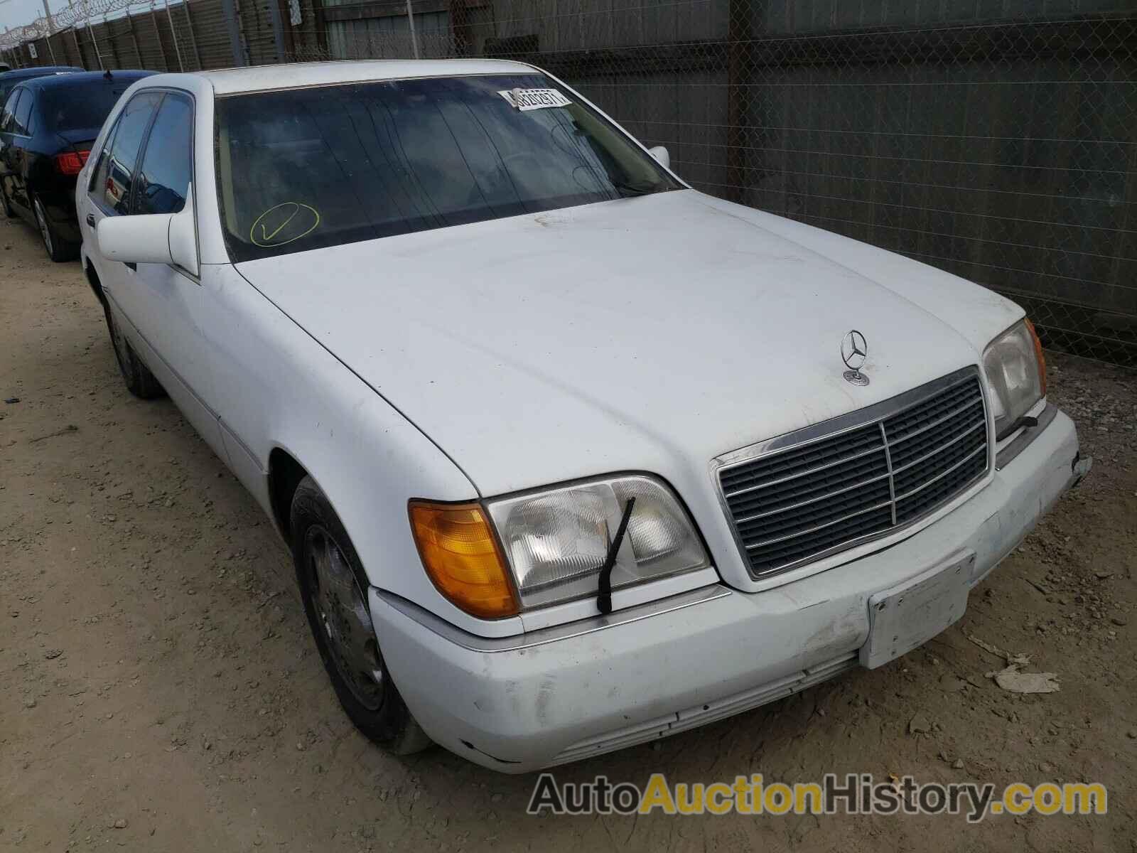 1992 MERCEDES-BENZ 400-CLASS SE, WDBGA42E6NA061235