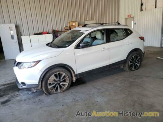 NISSAN ROGUE S, JN1BJ1CR2HW102014